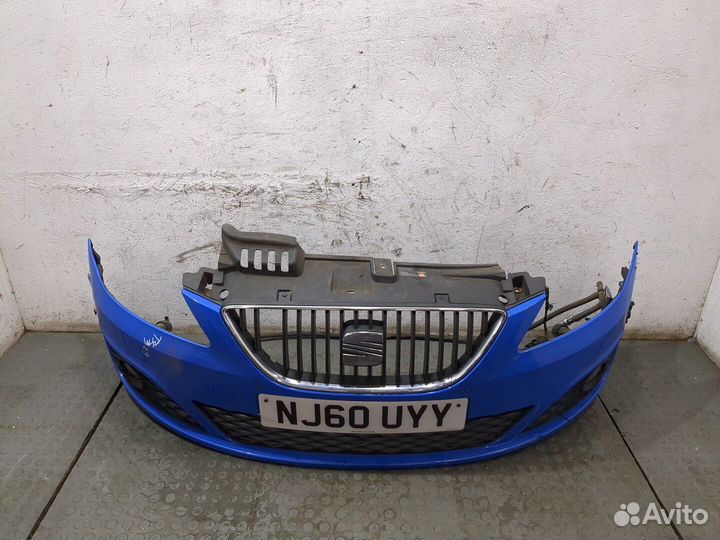 Решетка радиатора Seat Exeo, 2010