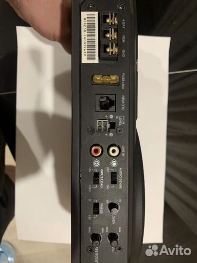 Активный сабвуфер jbl basspro sl