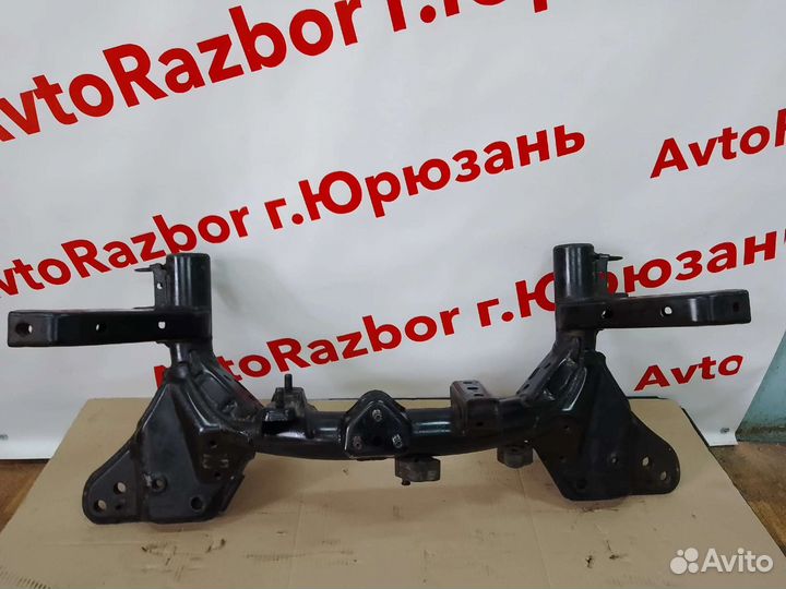 Подрамник Mazda Familia BJ5