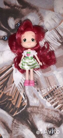 Дом Шарлота -Земляничка Есть еще и сцена и куколки