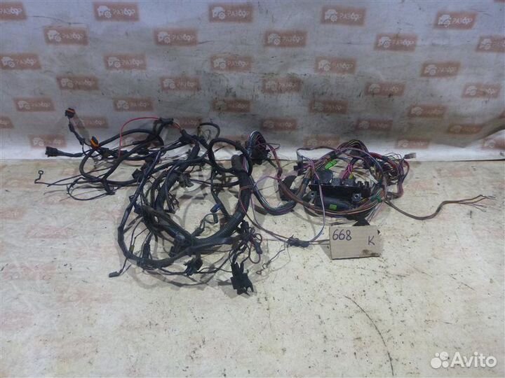 Проводка моторного отсека Лада 2115 седан 2111
