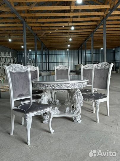 Столы и стулья новые