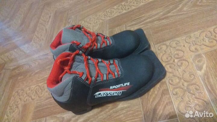 Лыжные ботинки 31р