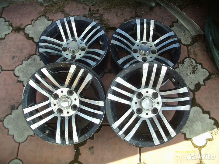 Продам литые диски