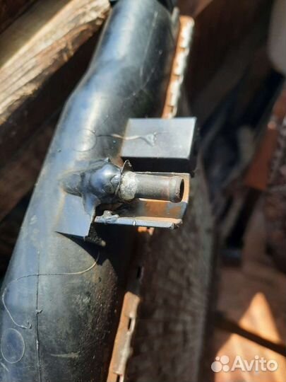 Радиатор охлаждения kia sorento 1