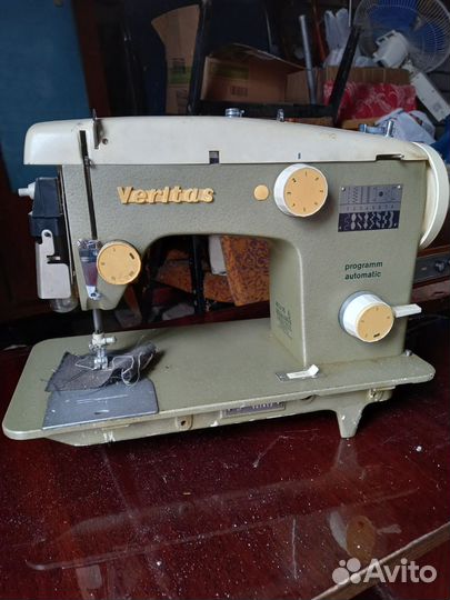 Швейная машина Veritas