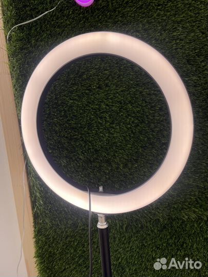 Кольцевая лампа со штативом