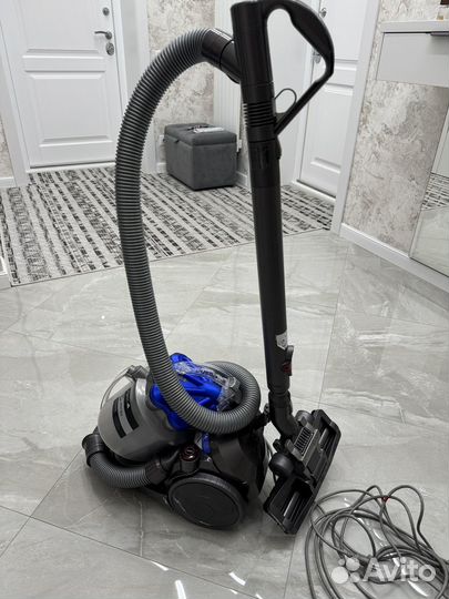 Пылесос Dyson DC29