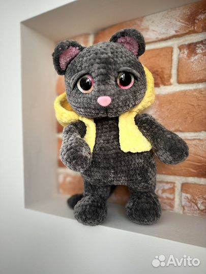 Игрушка ручной работы Котик