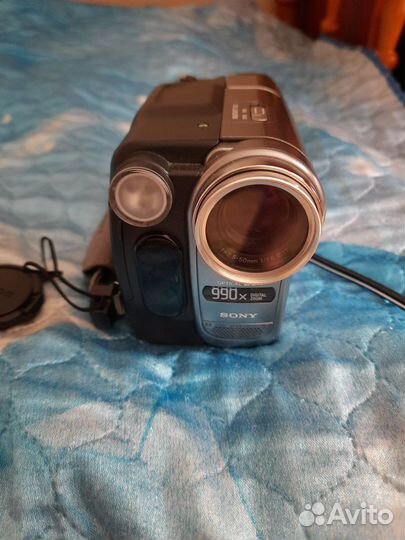 Видеокамера sony