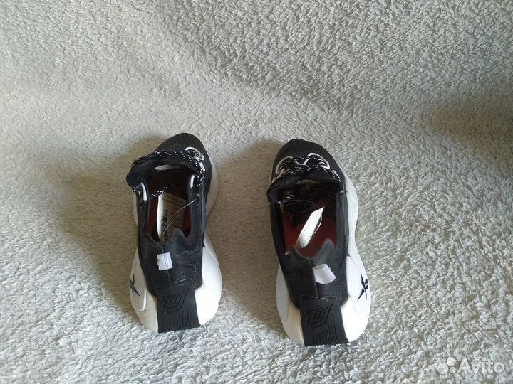 Кроссовки Reebok Zig Kinetica ll