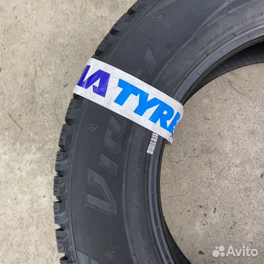 Viatti Bosco Nordico V-523 235/65 R17 104T