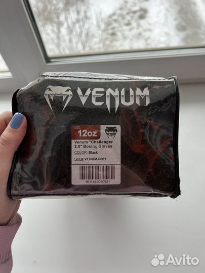 Боксерские перчатки 12 oz venum