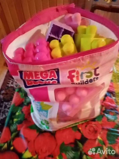 Конструктор Mega Bloks