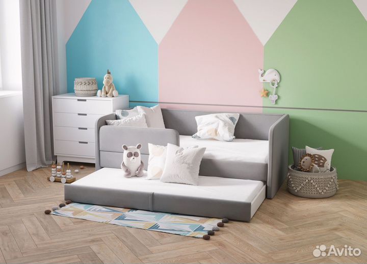 Детская кровать диван с мягкими бортиками