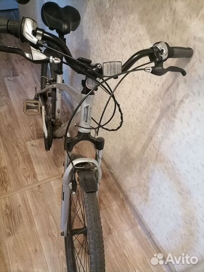 Велосипед jamis