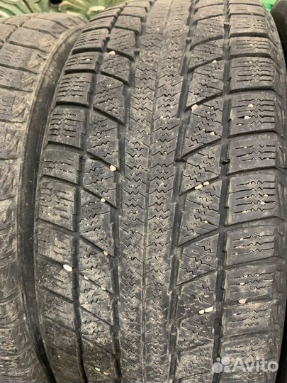 Triangle TR777 215/55 R17