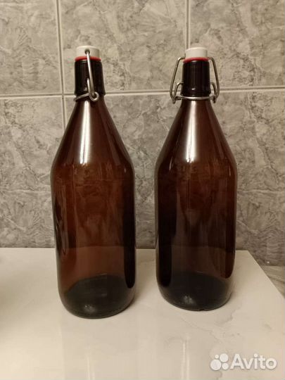 Бутылки с бугельной пробкой