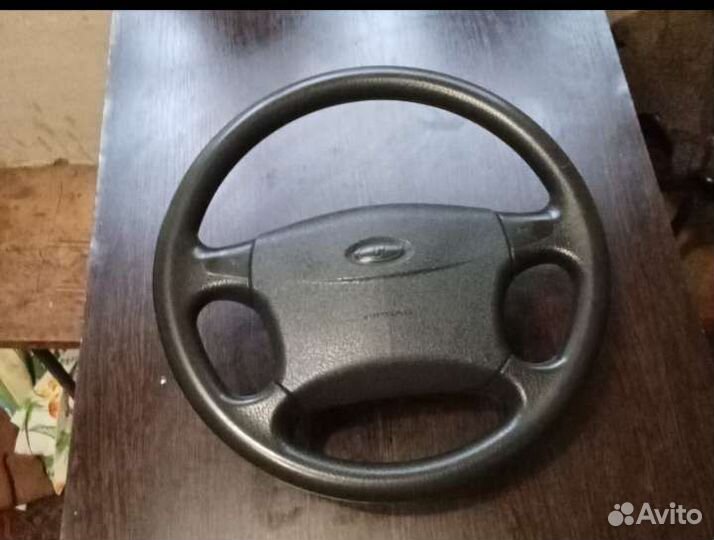 Руль на приору