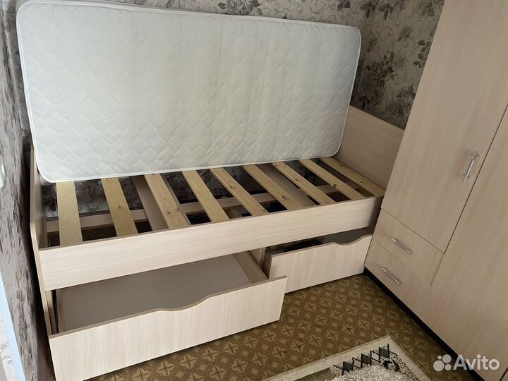 Кровать 90х200