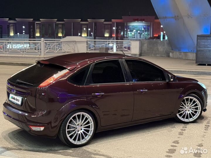 Ford Focus 1.6 МТ, 2009, 272 000 км