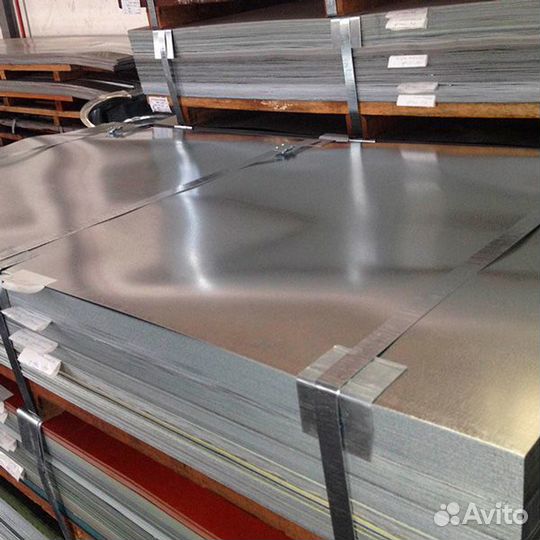 Лист гладкий окрашенный/оцинкованный