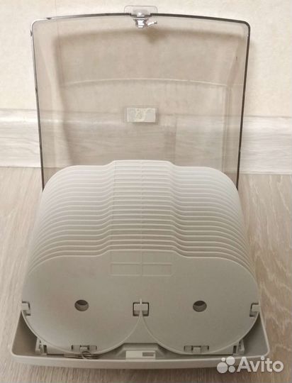 Бокс для хранения компакт дисков