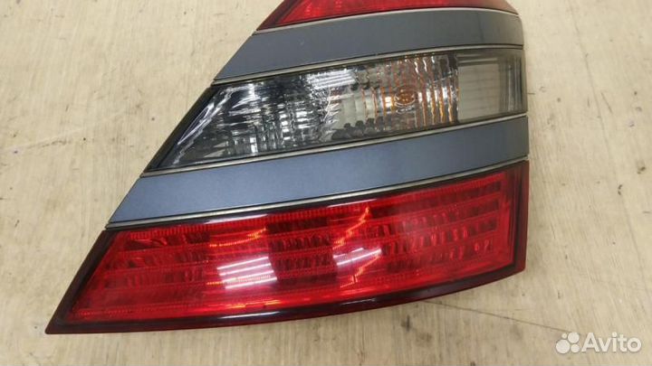 Фонарь задний правый Mercedes-Benz S221 / W221