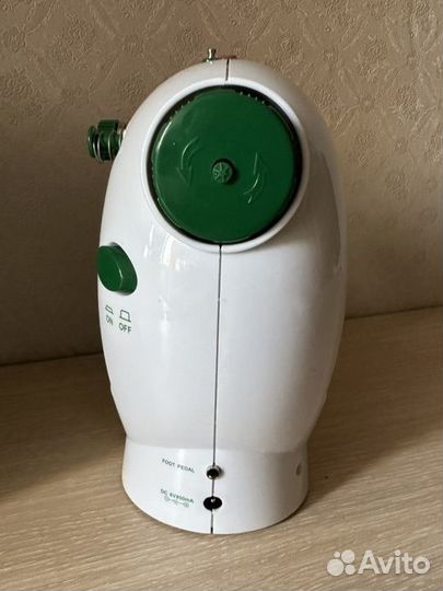 Мини швейная машинка