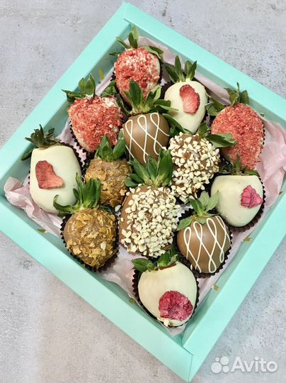 Клубника в шоколаде на 8 Марта