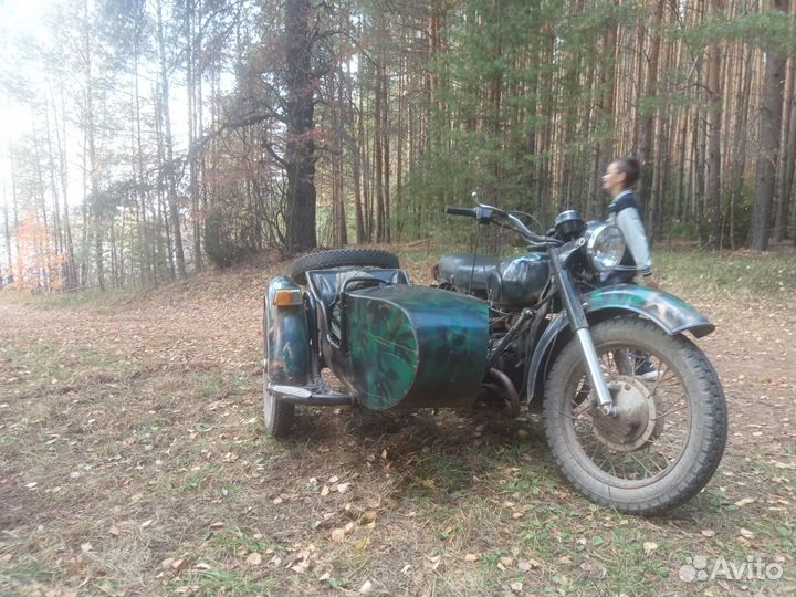 Мотоцикл Днепр мт10