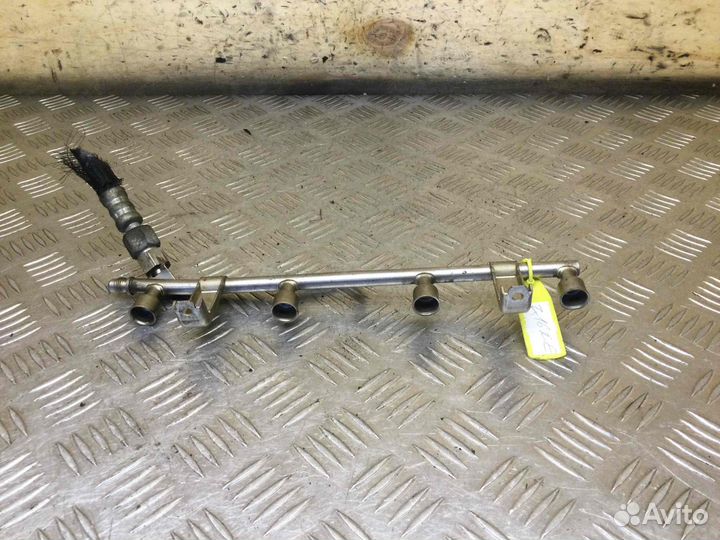 Топливная рампа Опель Астра Z16XE