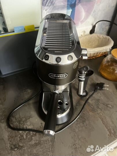 Кофемашина delonghi рожковая