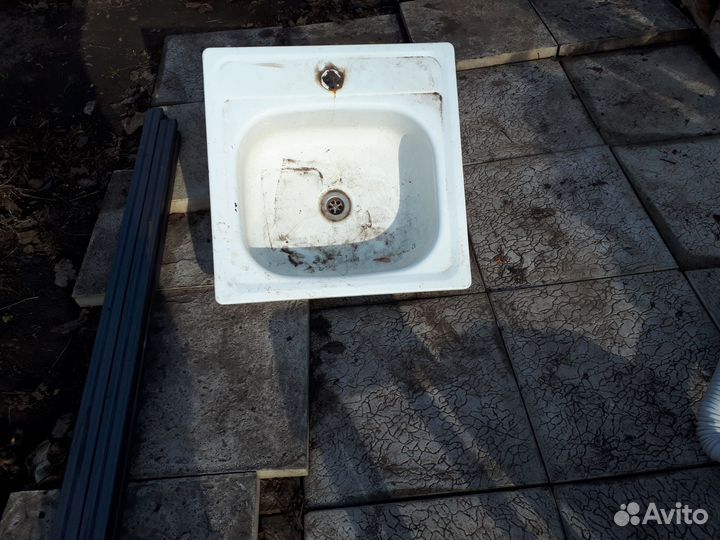 Раковина бу