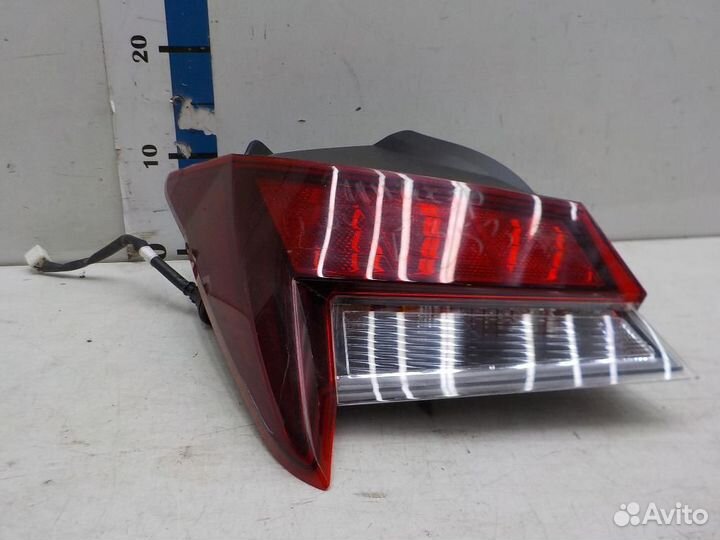 Фонарь задний наружный левый Hyundai Elantra