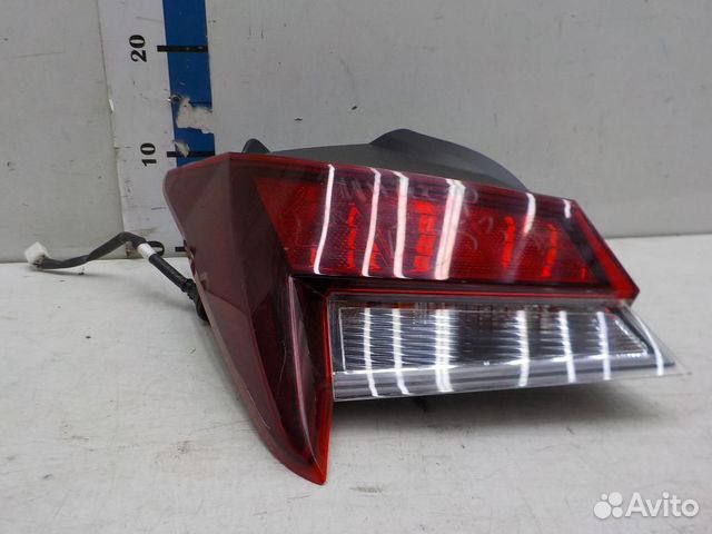 Фонарь задний наружный левый Hyundai Elantra