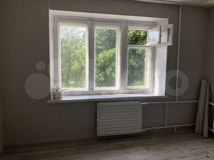 Комната 14 м² в 9-к., 3/5 эт.