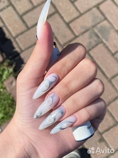 Наращивание ногтей