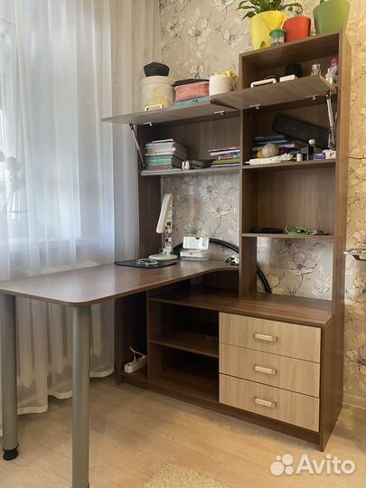 Стол угловой