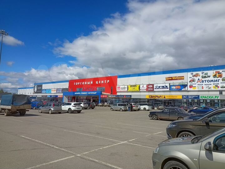 Уличный павильон у ТЦ Аксон, 34 м²