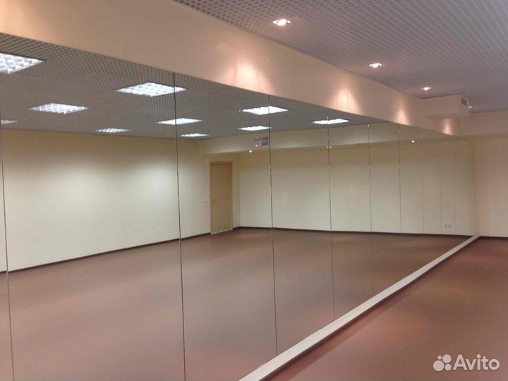 Зеркало настенное