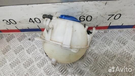 Бачок расширительный volkswagen passat CC (EEA31NP