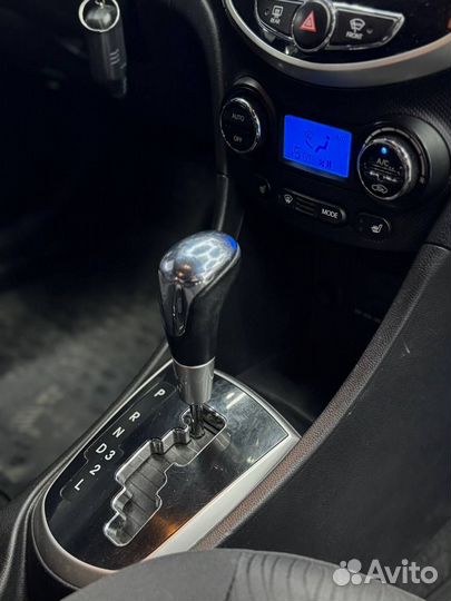 Hyundai Solaris 1.6 AT, 2012, 182 997 км