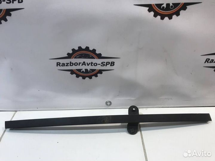 Направляющая стекла Chevrolet Cruze