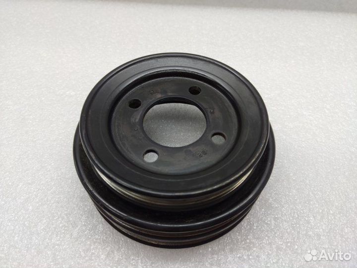 Шкив помпы Toyota Land Cruiser Prado 90 1kzte 2001