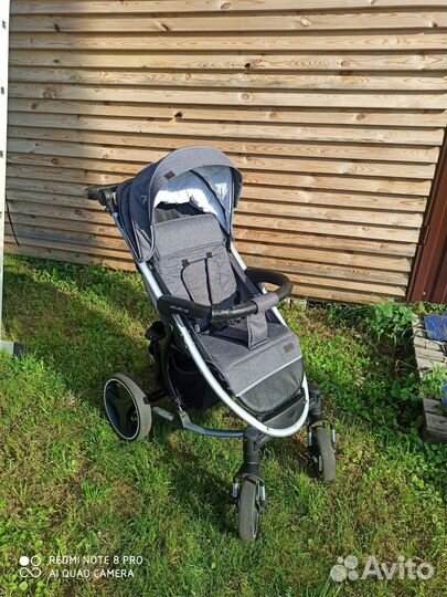 Прогулочная коляска bubago