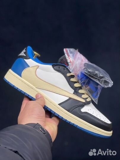 Air Jordan 1 Low Travis Scott x Fragment