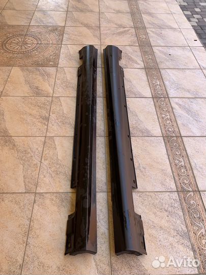 Пороги на Mercedes W204