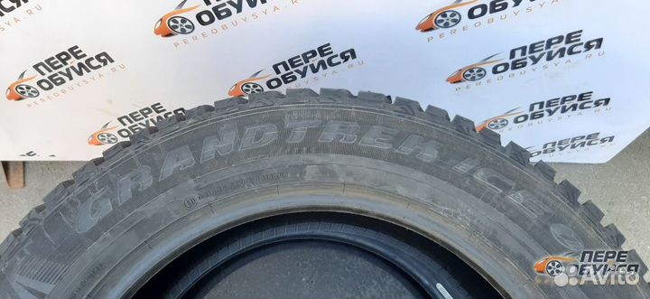 Dunlop GrandTrek Ice 03 215/65 R17 103T