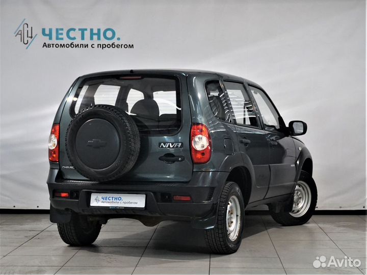 Chevrolet Niva, 2011